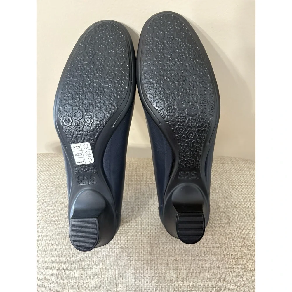 SAS‎ Milano Navy Leather Pump Shoes 